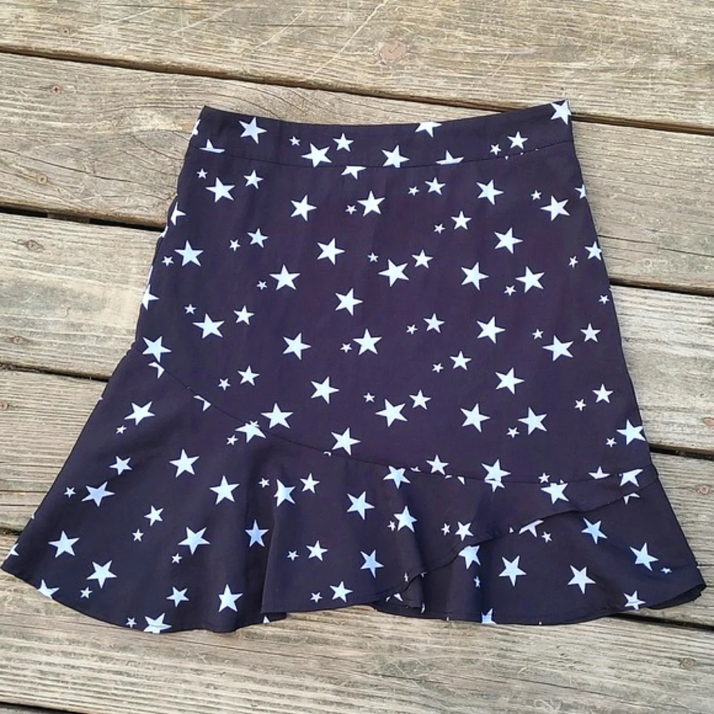 Nasty Gal Y2K Style Black Ruffle Star Print Mini Skirt Womens Size 4 - Picture 3 of 15